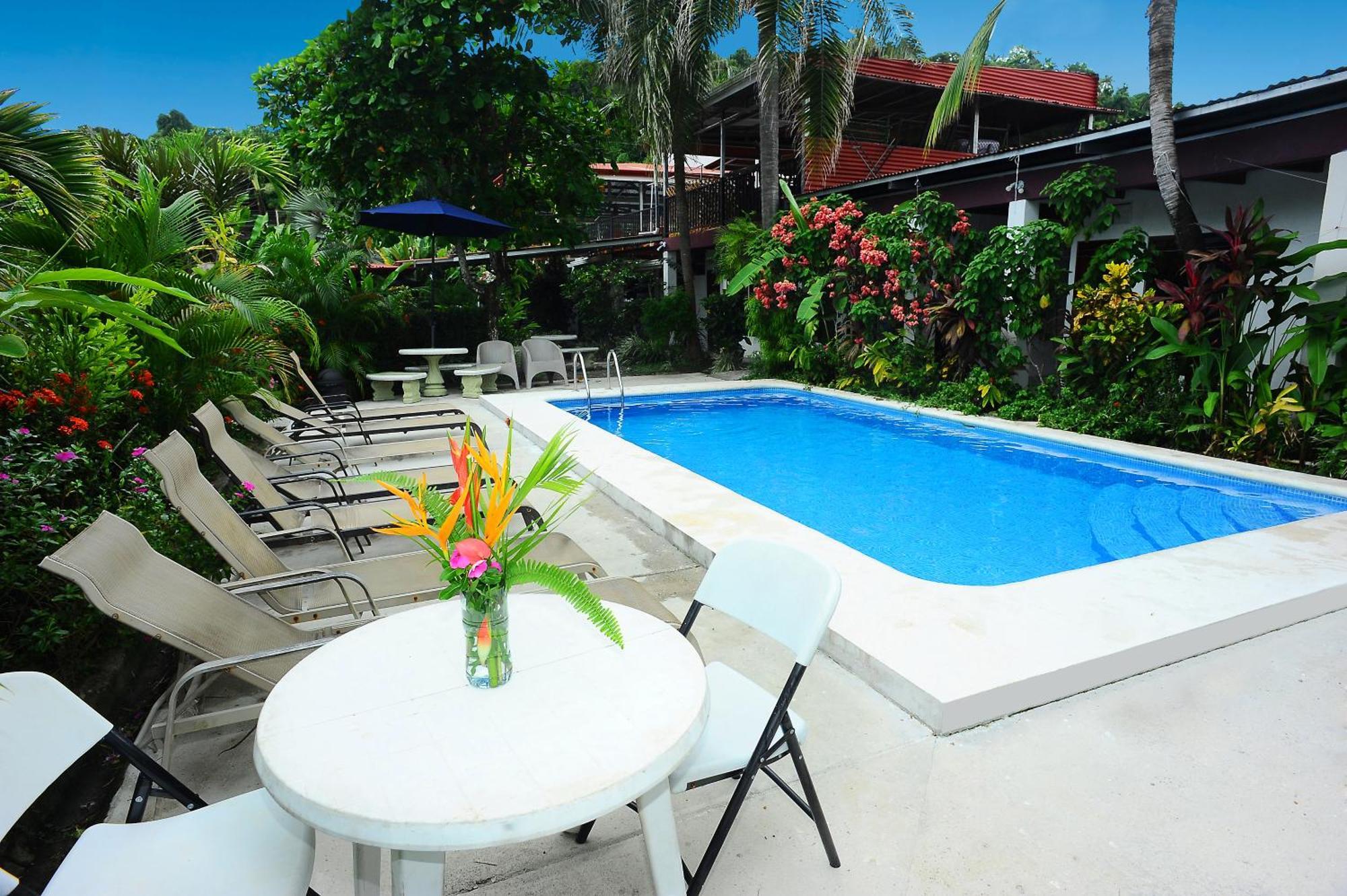 Private Fully Furnished Home At Wide Mouth Frog Hostel Quepos Eksteriør bilde